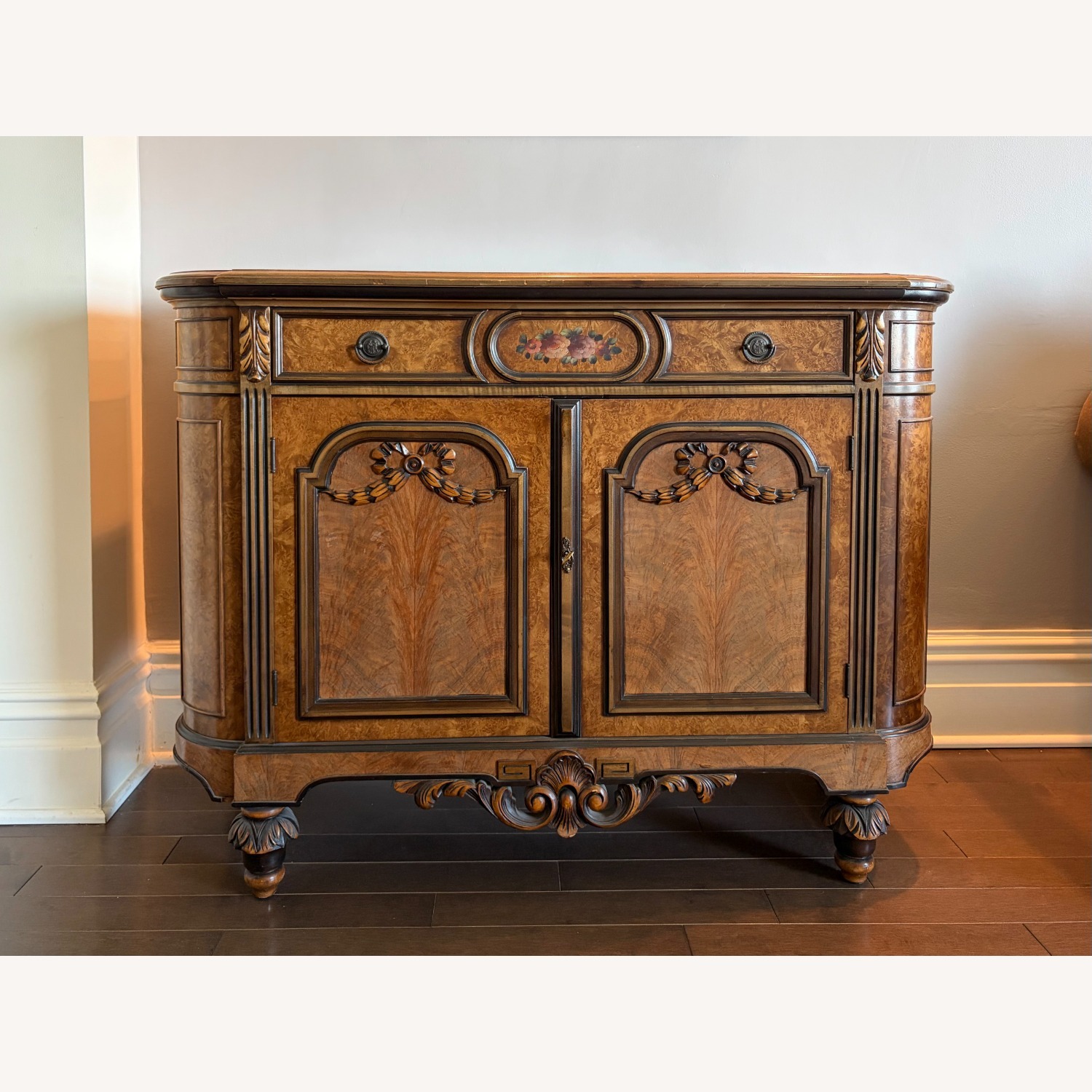 Vintage Sideboard with Detailed Woodwork - image-1