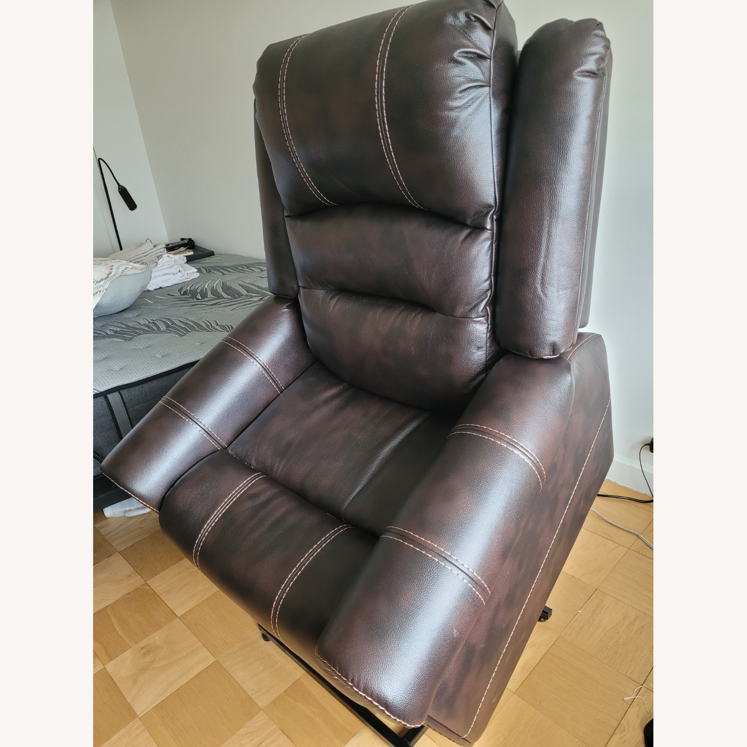 Gerard Triple Power Lift Recliner - image-2