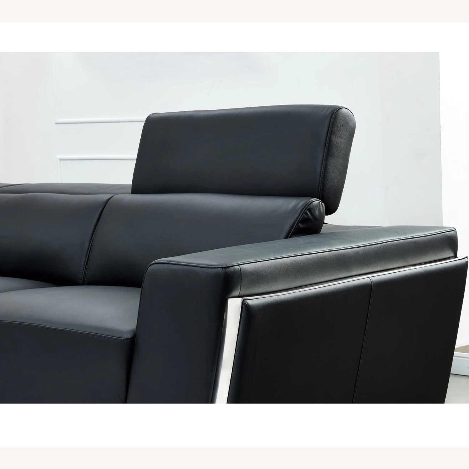 Domo Italian Leather Match Sectional - image-3