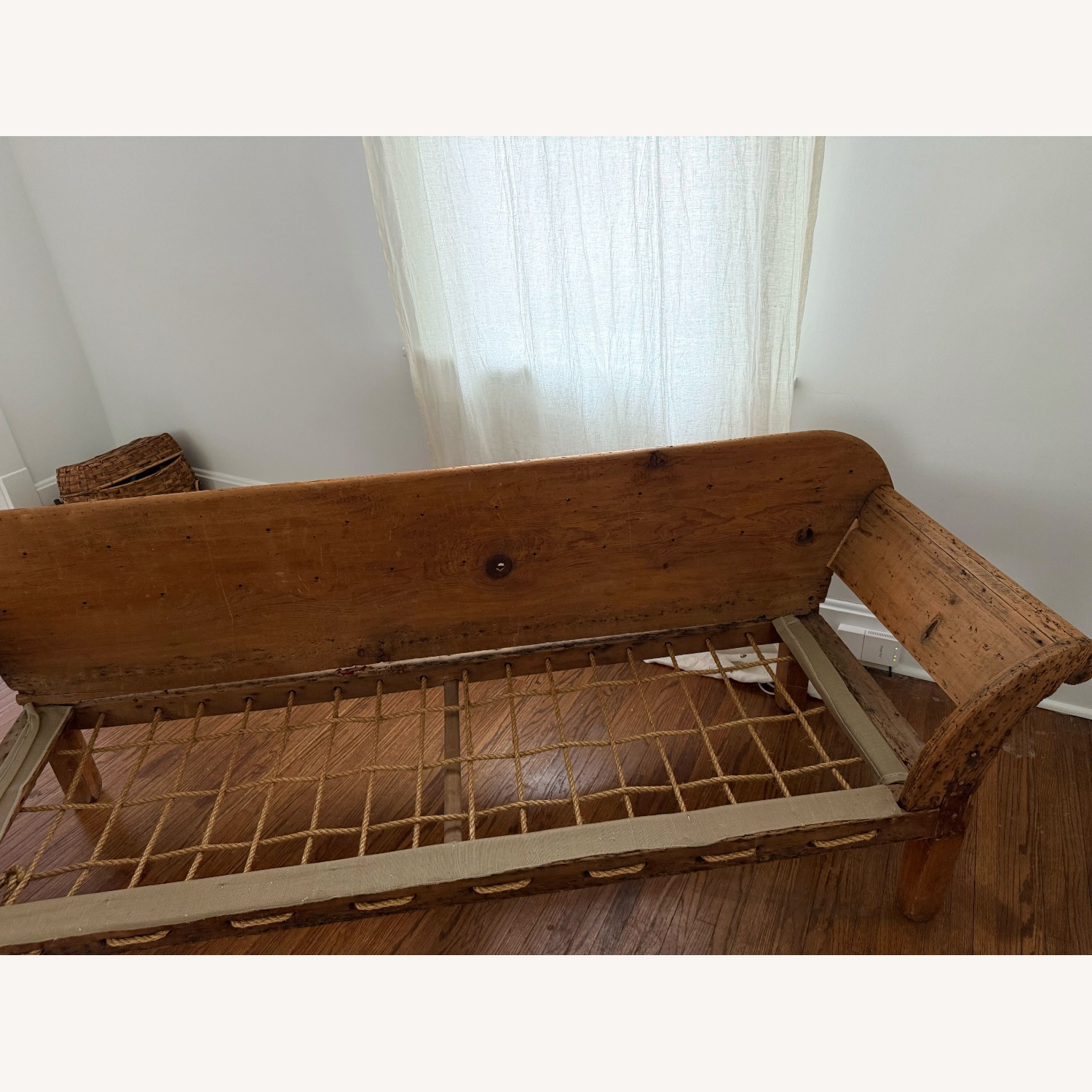 Rare Antique 19th-Century New England Rope Sofa - image-6