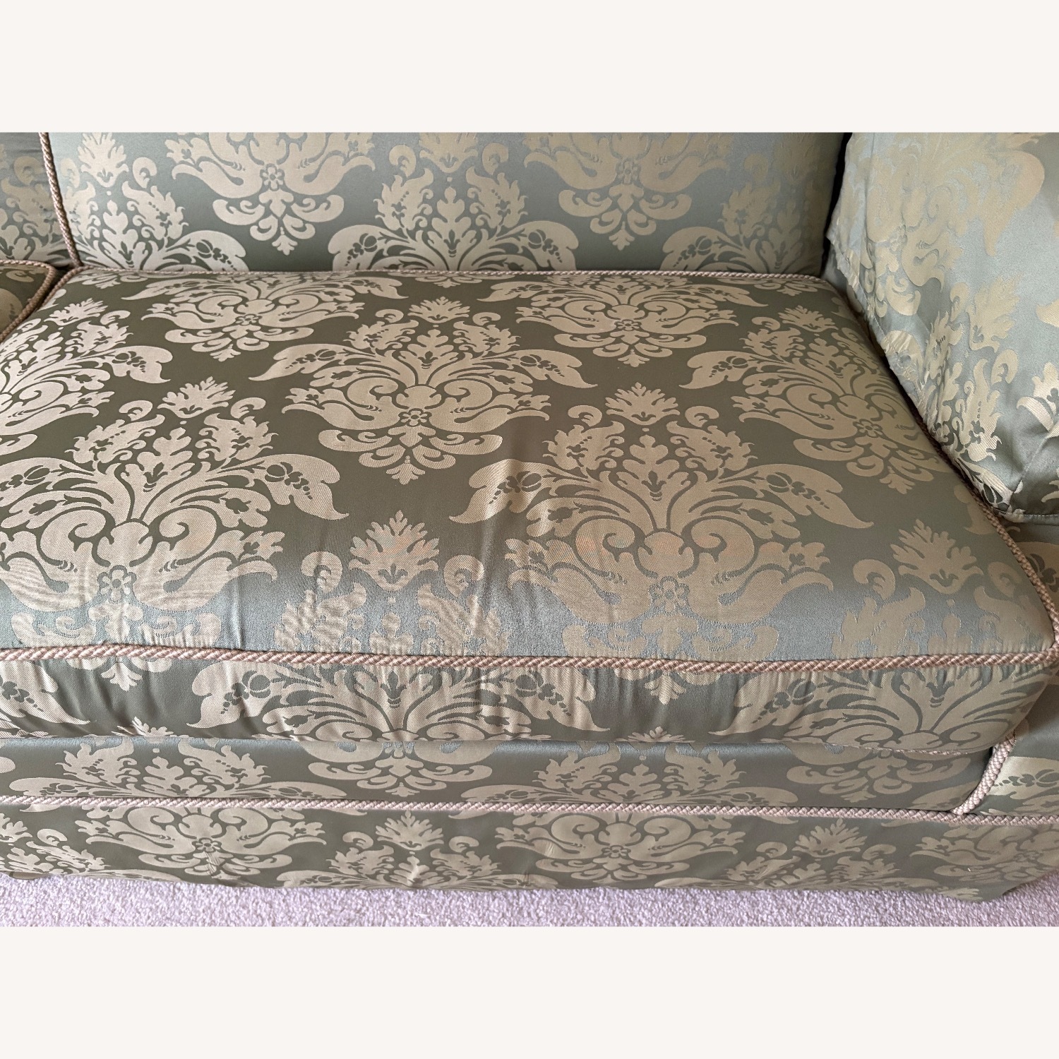 Ethan Allen 3 Seater Sofa Confortable Firm - image-3