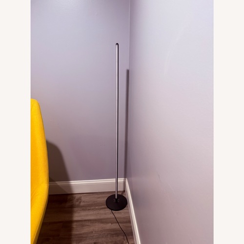 Used Govee Floor Lamp  for sale on AptDeco