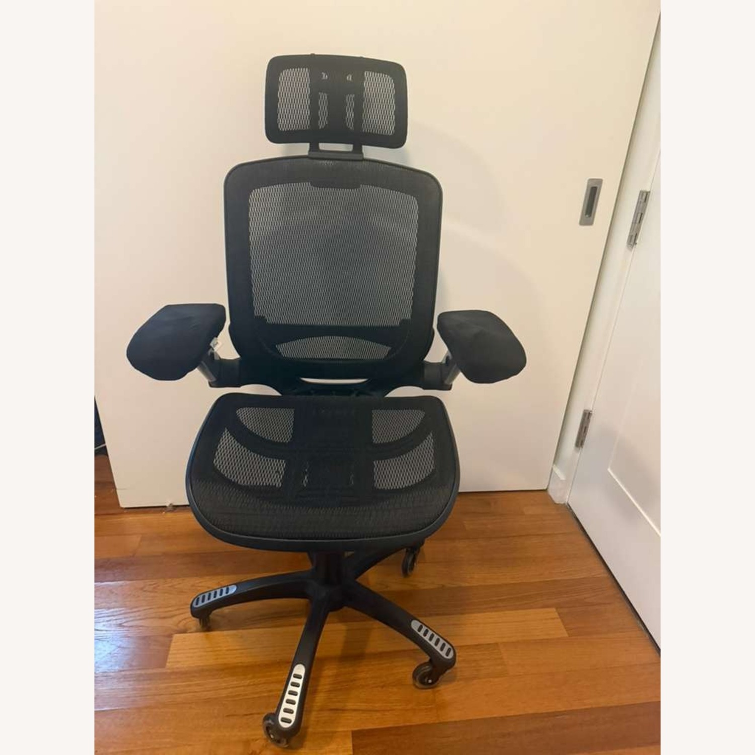 Gabrylly Ergonomic Office Chair - image-2