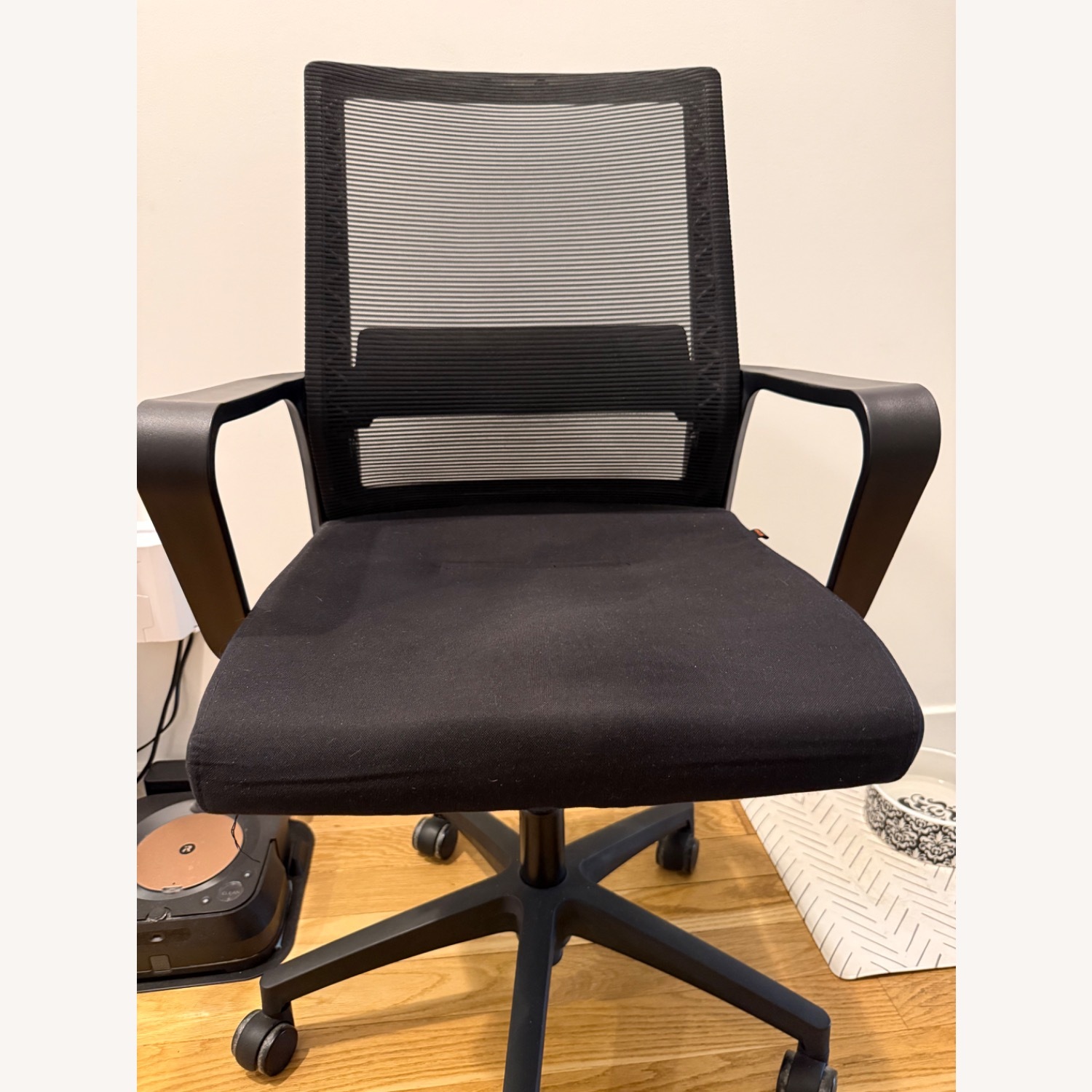 Neo Black Office Chair - image-2