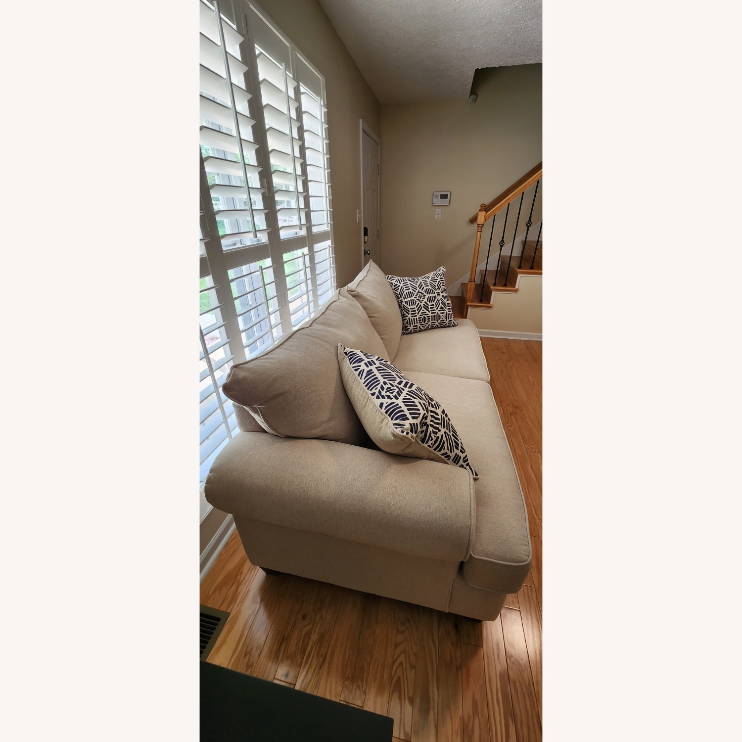 Rooms To Go Natural 3+ Seater Sofa - image-2