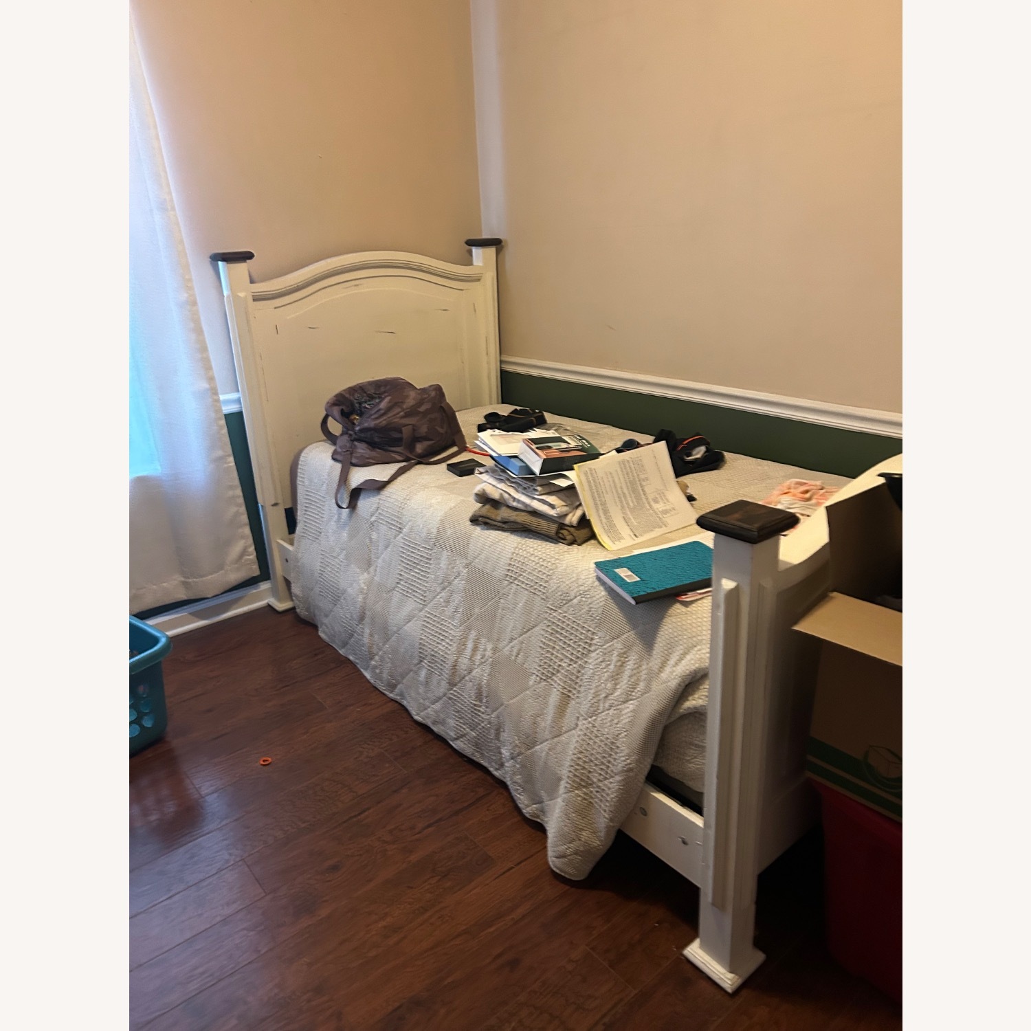 White Wood Twin Bed  - image-3