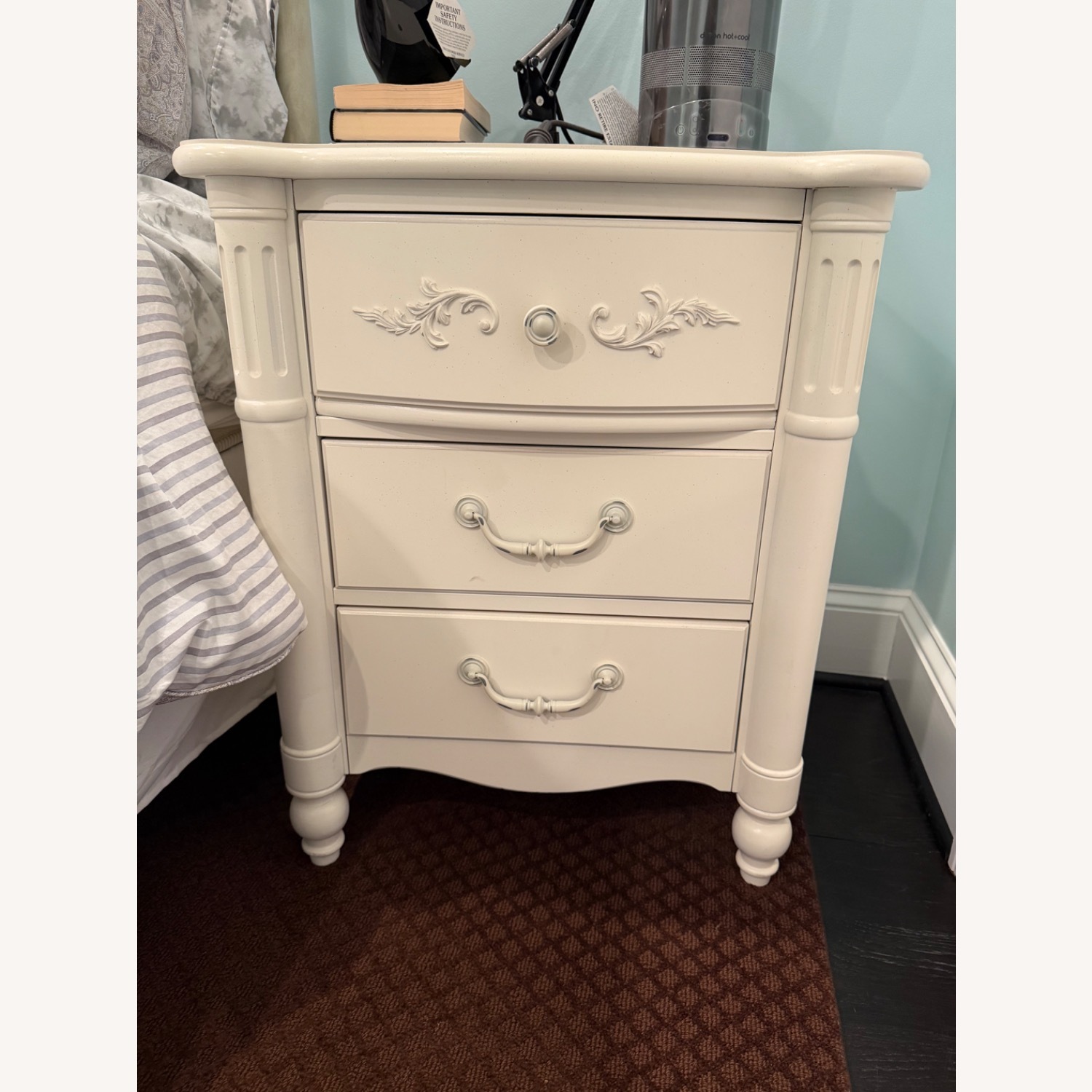 Stanley Furniture White Metal Twin Bed - image-5