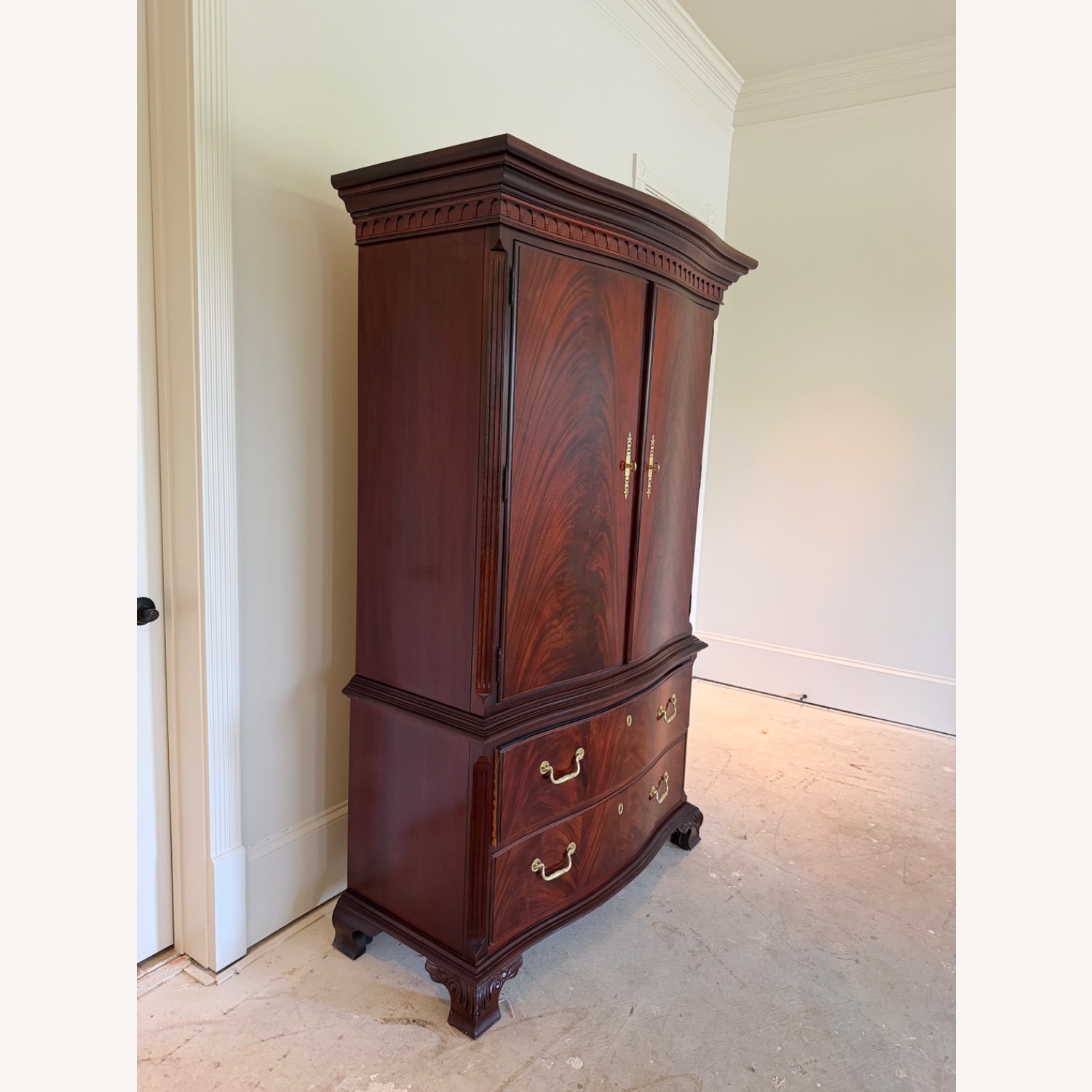 Thmoasville Furniture Industries 18th Century Collection Armoire - image-3