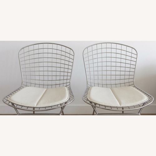 Used Motorized Extendable Dining Table with Top Chairs for sale on AptDeco