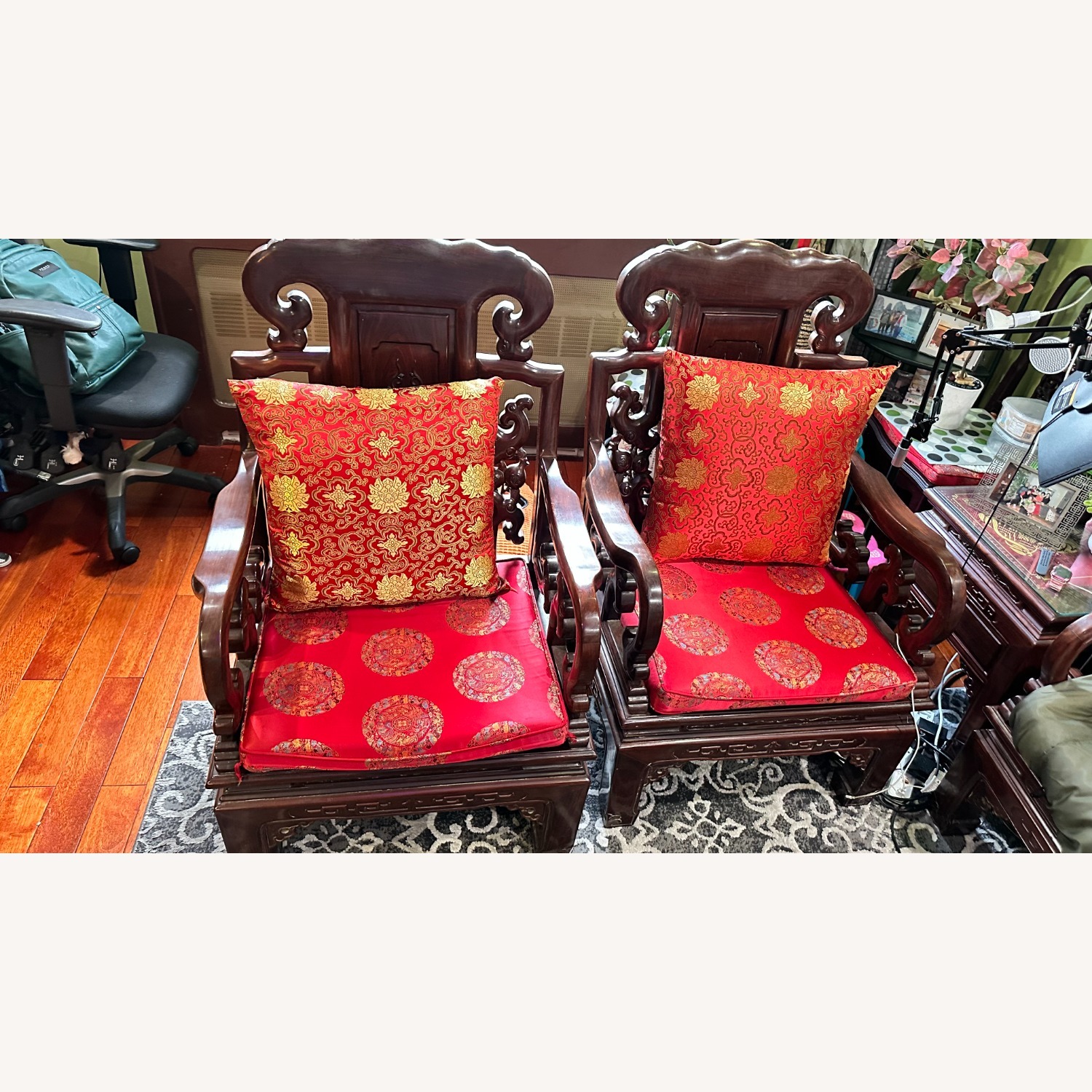 Vintage/Antique Armchair - image-2