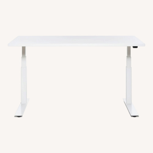 Used Knoll Adjustable Height Standing Desk 78 x 35.5 for sale on AptDeco