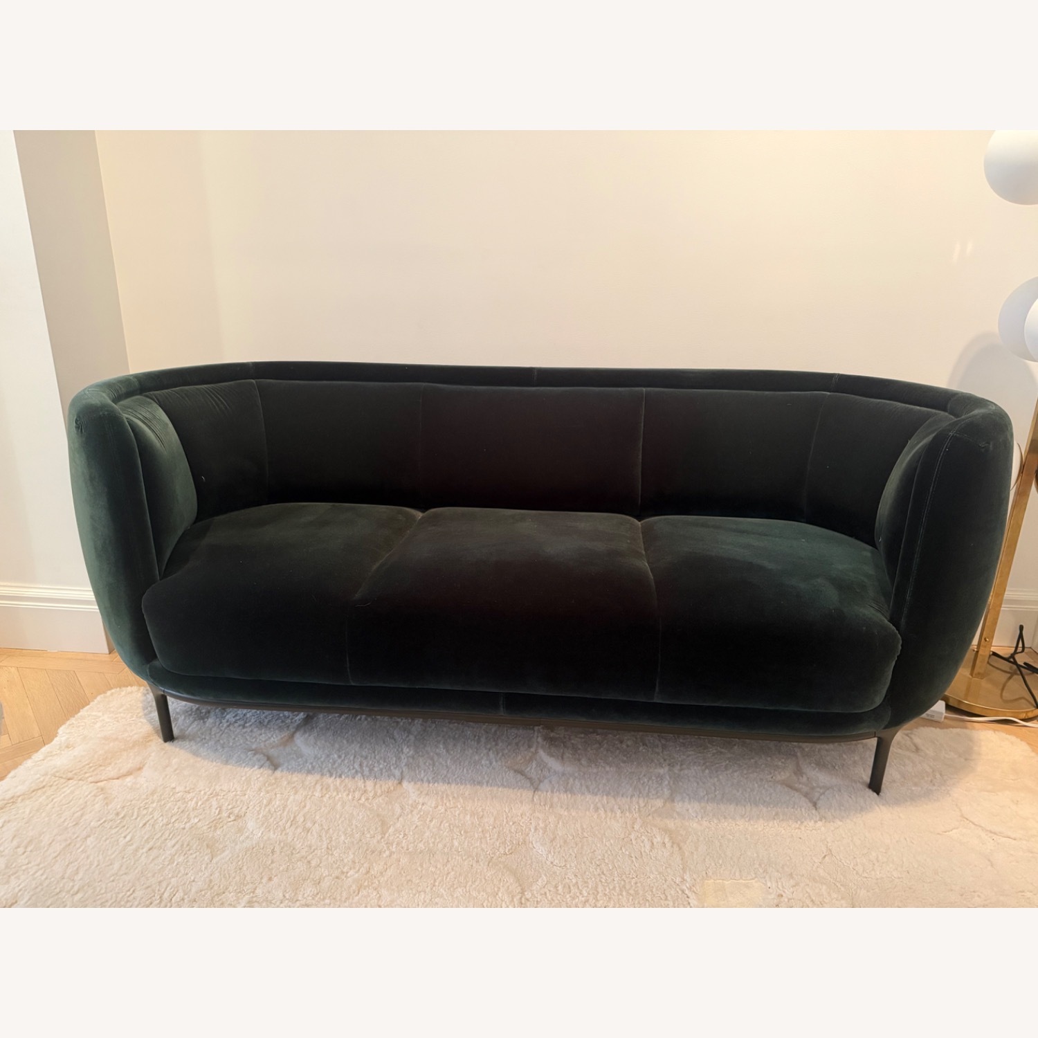 Avenue Road Vuelta Sofa - image-2