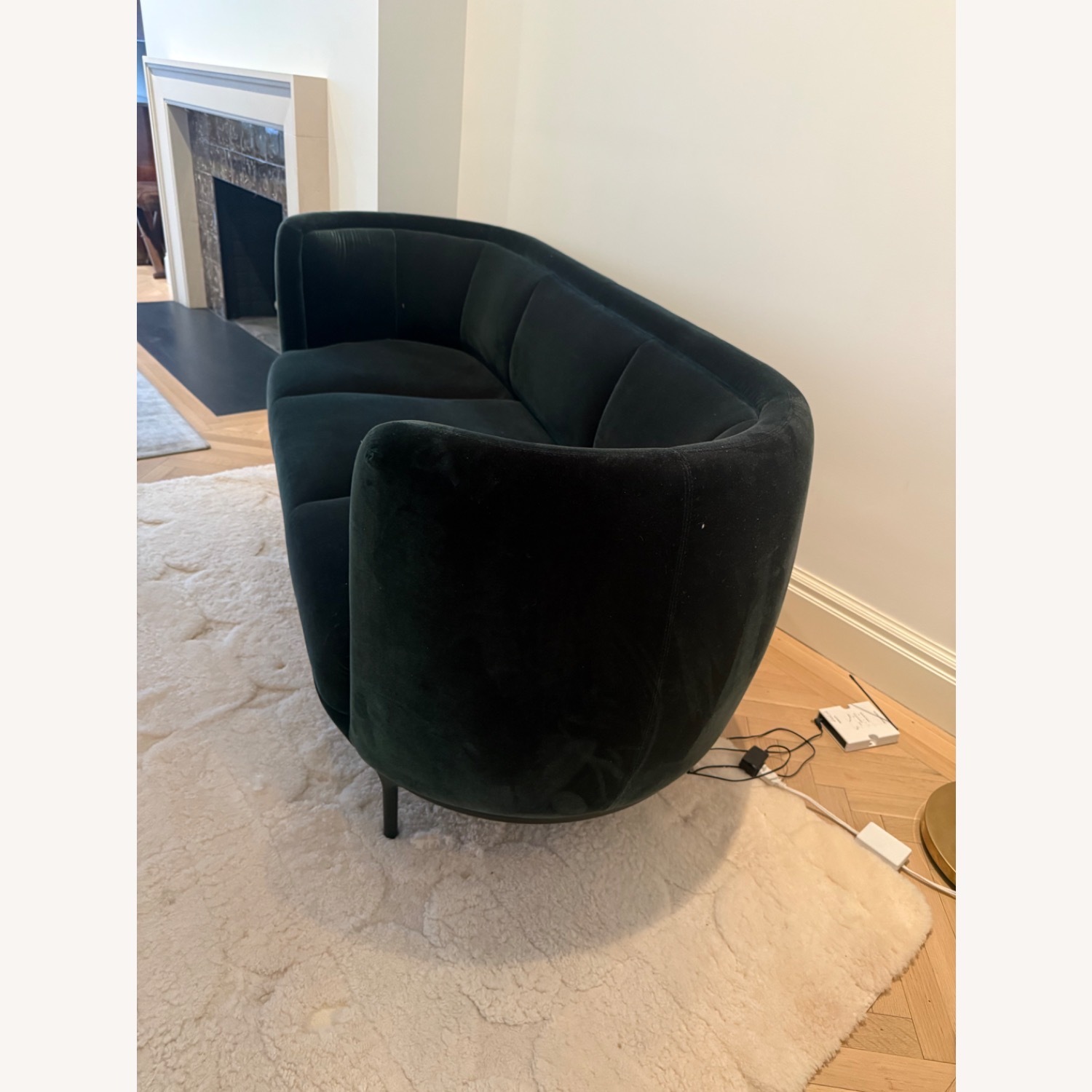 Avenue Road Vuelta Sofa - image-3