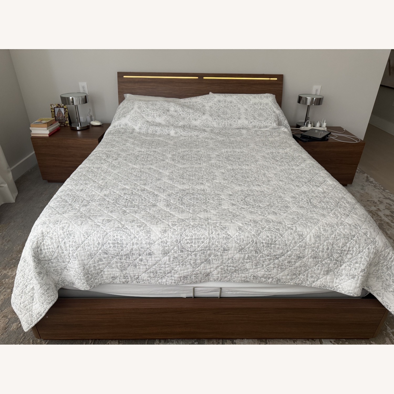 Lazzoni Tuta Bed Dark Brown Wood Queen Bed - image-3