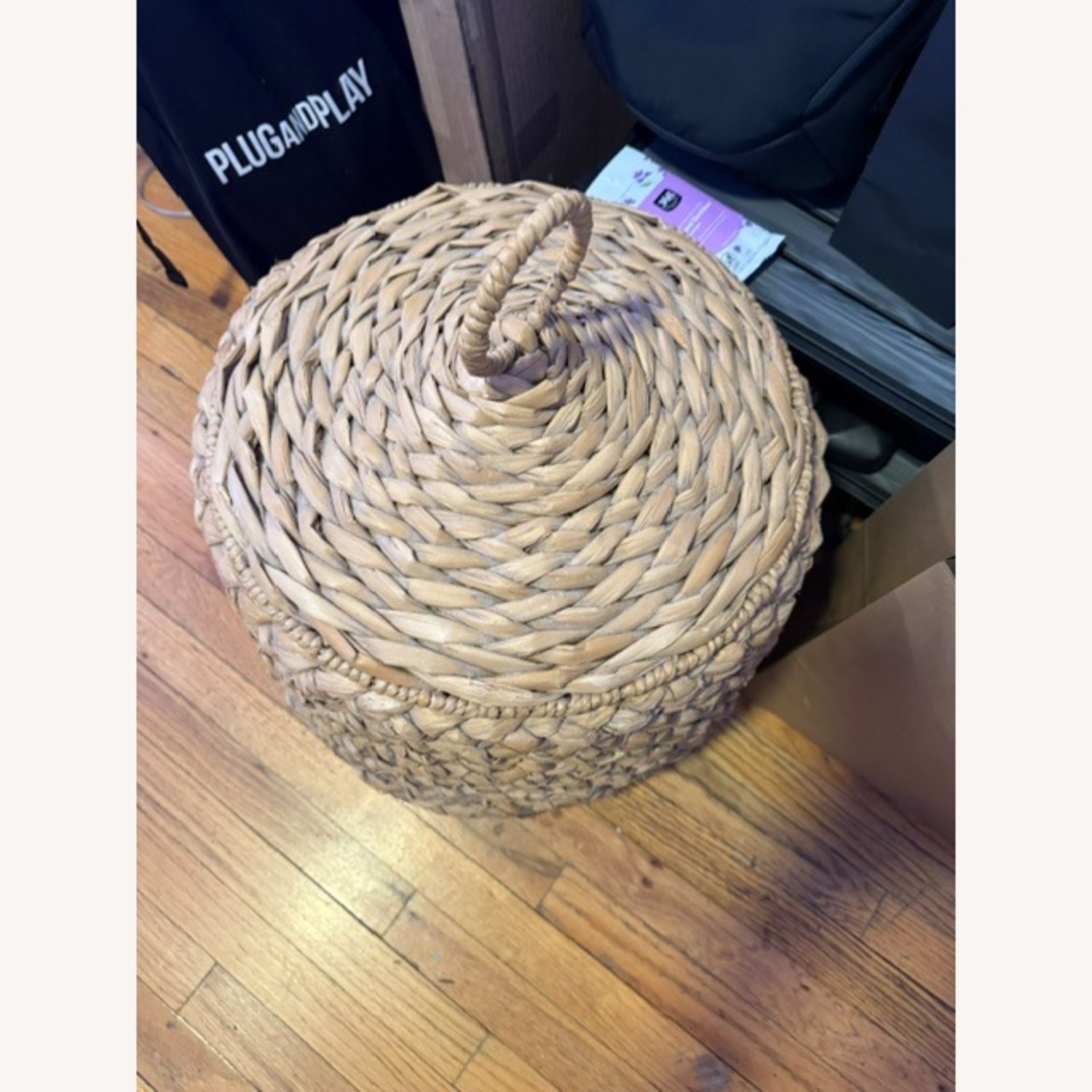 Pottery Barn Beachcomber Handwoven Seagrass Basket  - image-3