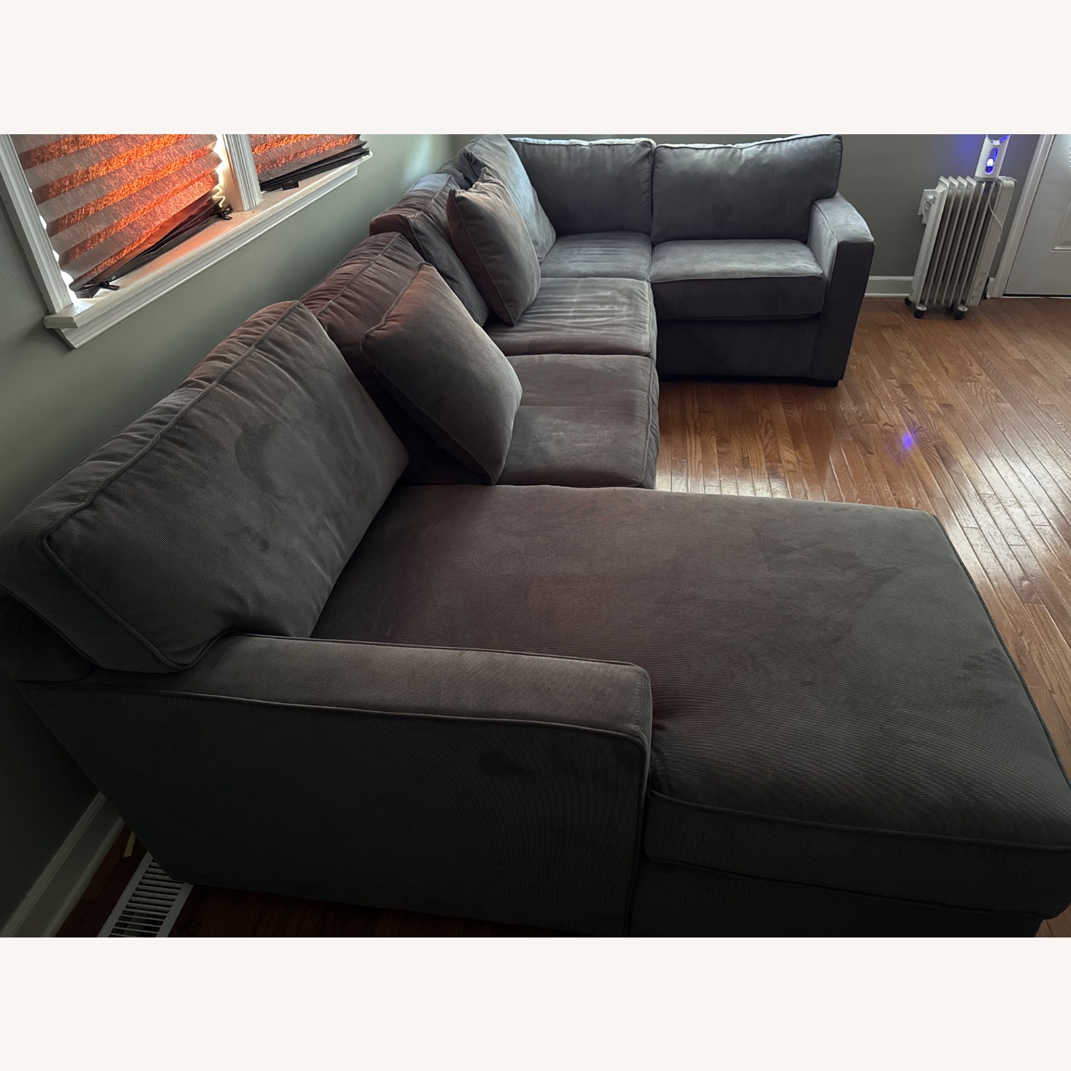 Ryder 4pc Light Gray Wood 3+ Seater Sofa - image-3