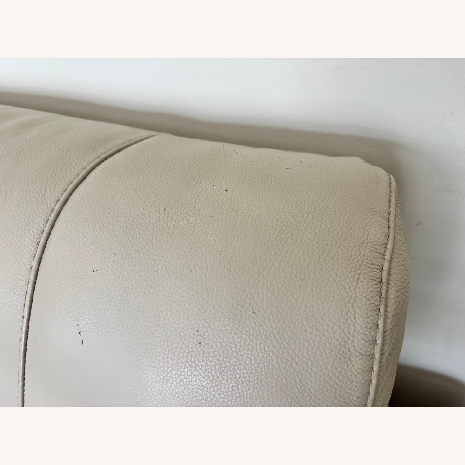 Natuzzi  Italsofa Leather 2 Piece Sectional - image-5
