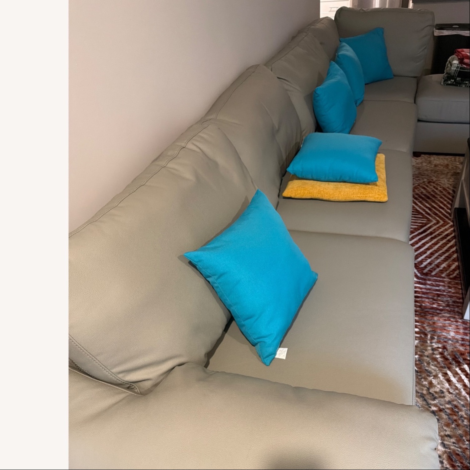 Ease Moose Sectional Sofa  - image-2