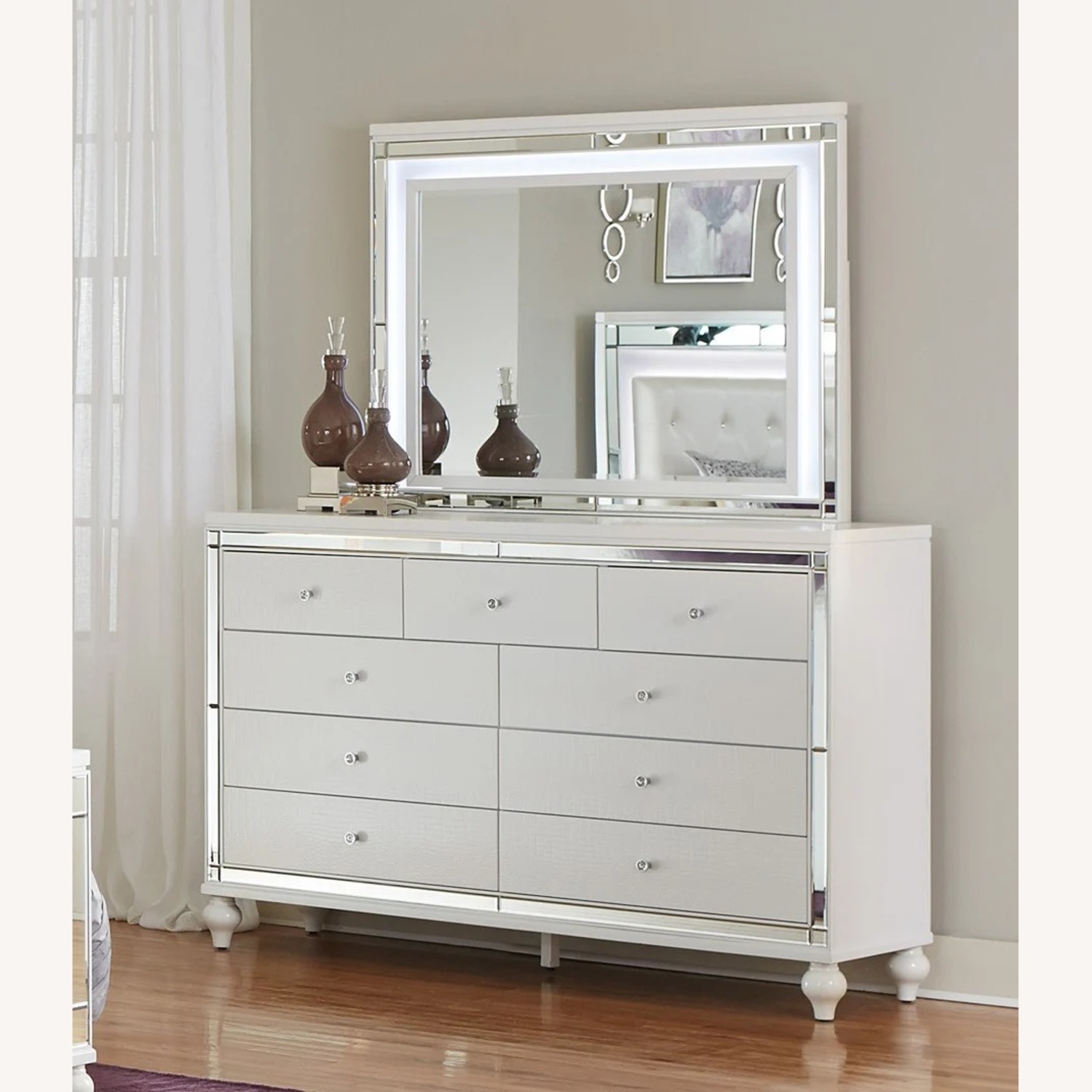 Gettington White Wood Dresser - image-5