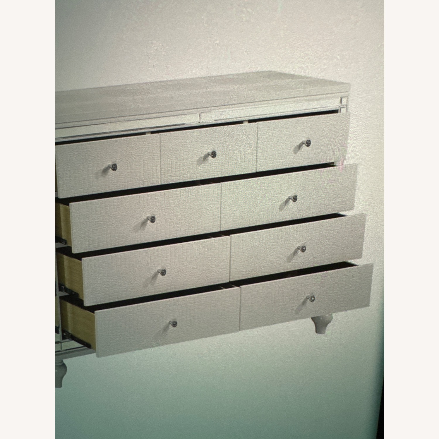 Gettington White Wood Dresser - image-4