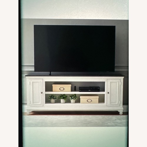 Used Liberty Furniture Liberty White Wood Coffee Table for sale on AptDeco