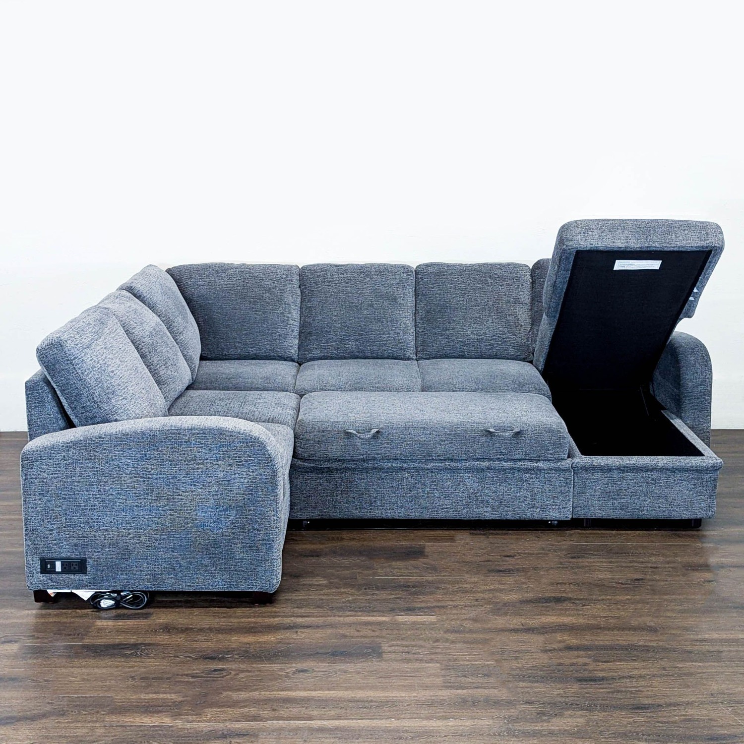 Lifestyle Solutions Edgewood Modern Gray Sectional - image-5