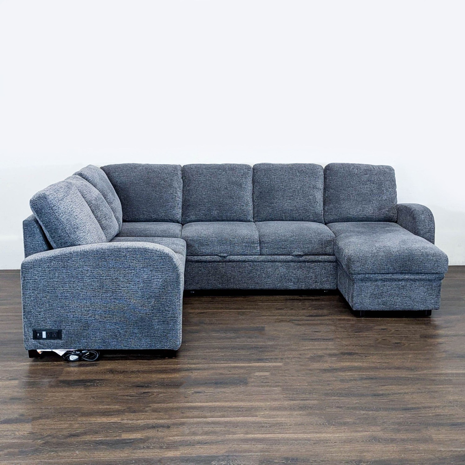 Lifestyle Solutions Edgewood Modern Gray Sectional - image-4