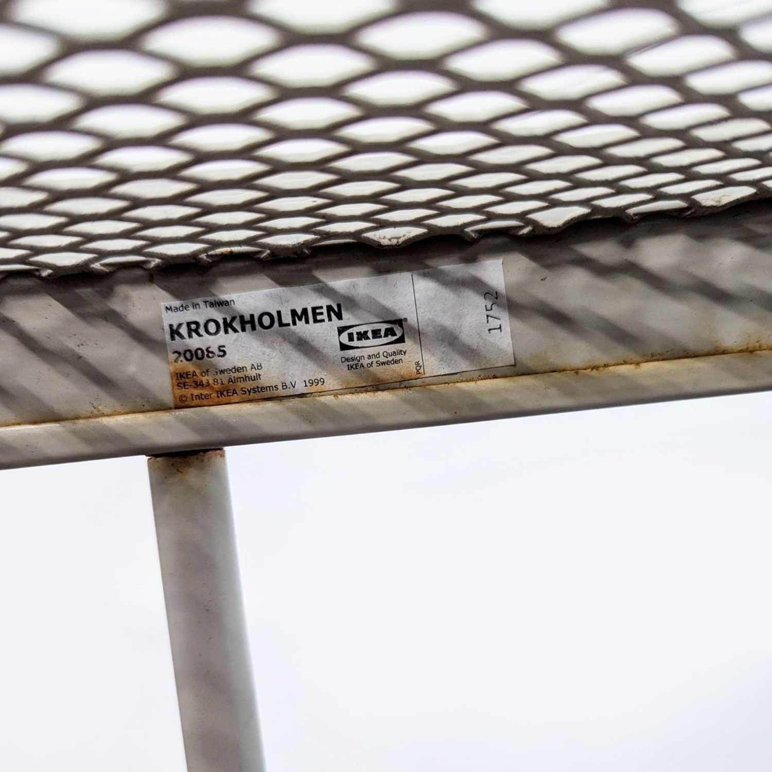 IKEA Krokholmen Round Metal Outdoor Coffee Table - image-4