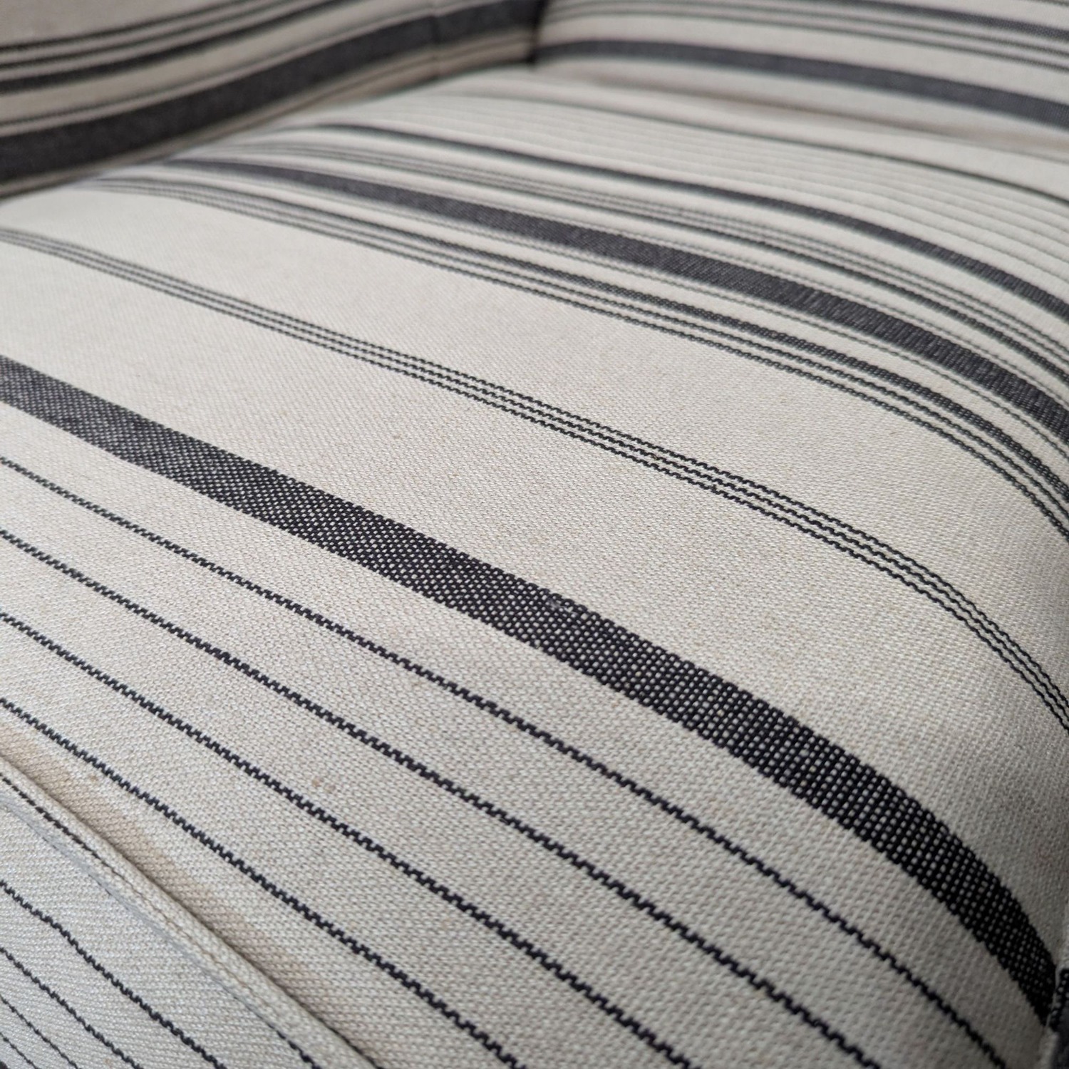 Striped Armchair with Skirted Bottom - Cozy  - image-8
