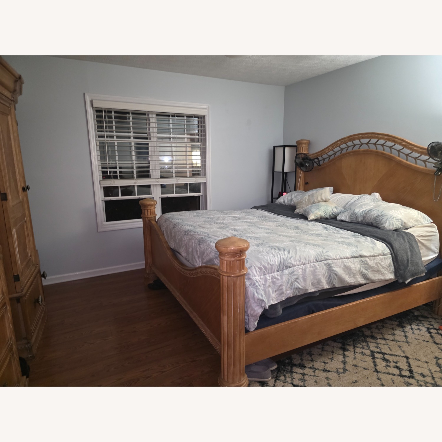 Serta King Bed Adjustable Base  - image-2