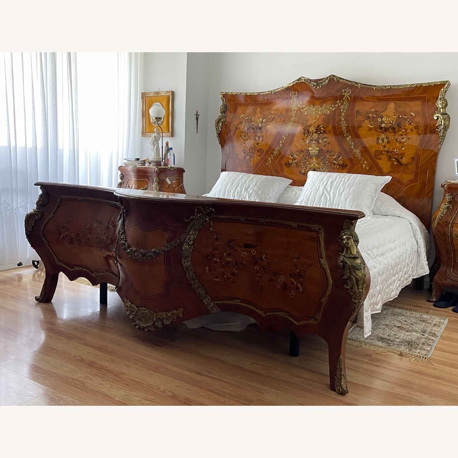  Bombe King Bed - image-3