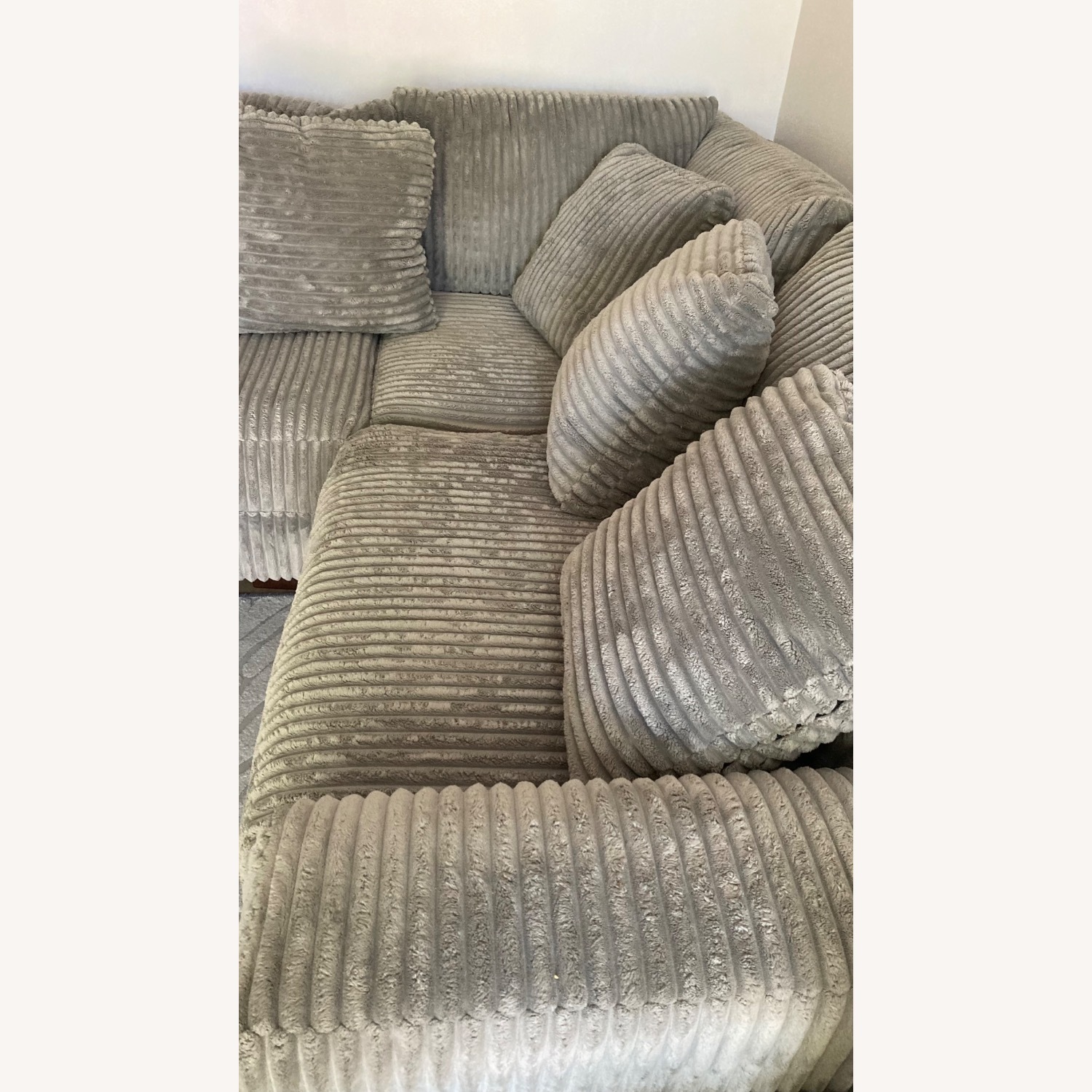 Ashley Furniture Light Gray 3+ Piece Sectional - image-4