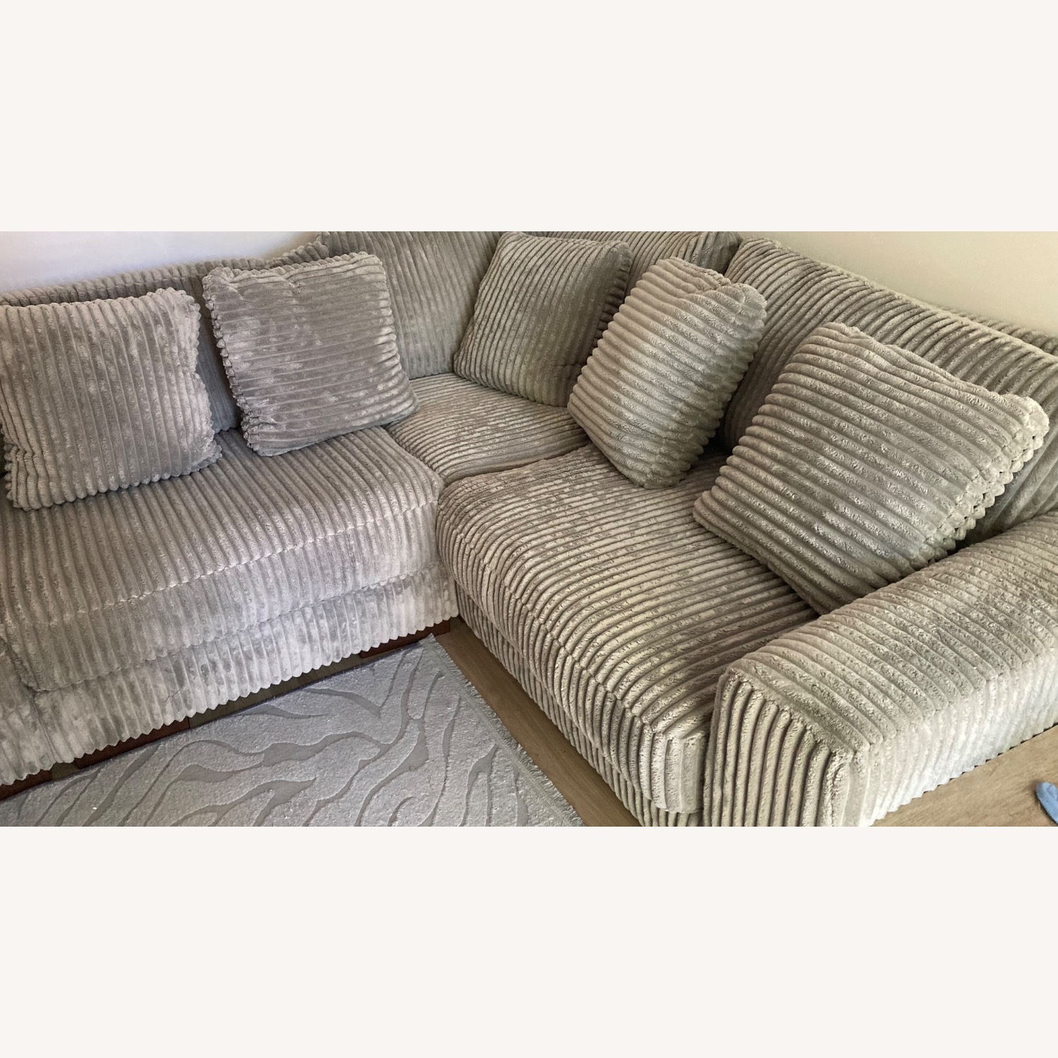 Ashley Furniture Light Gray 3+ Piece Sectional - image-6