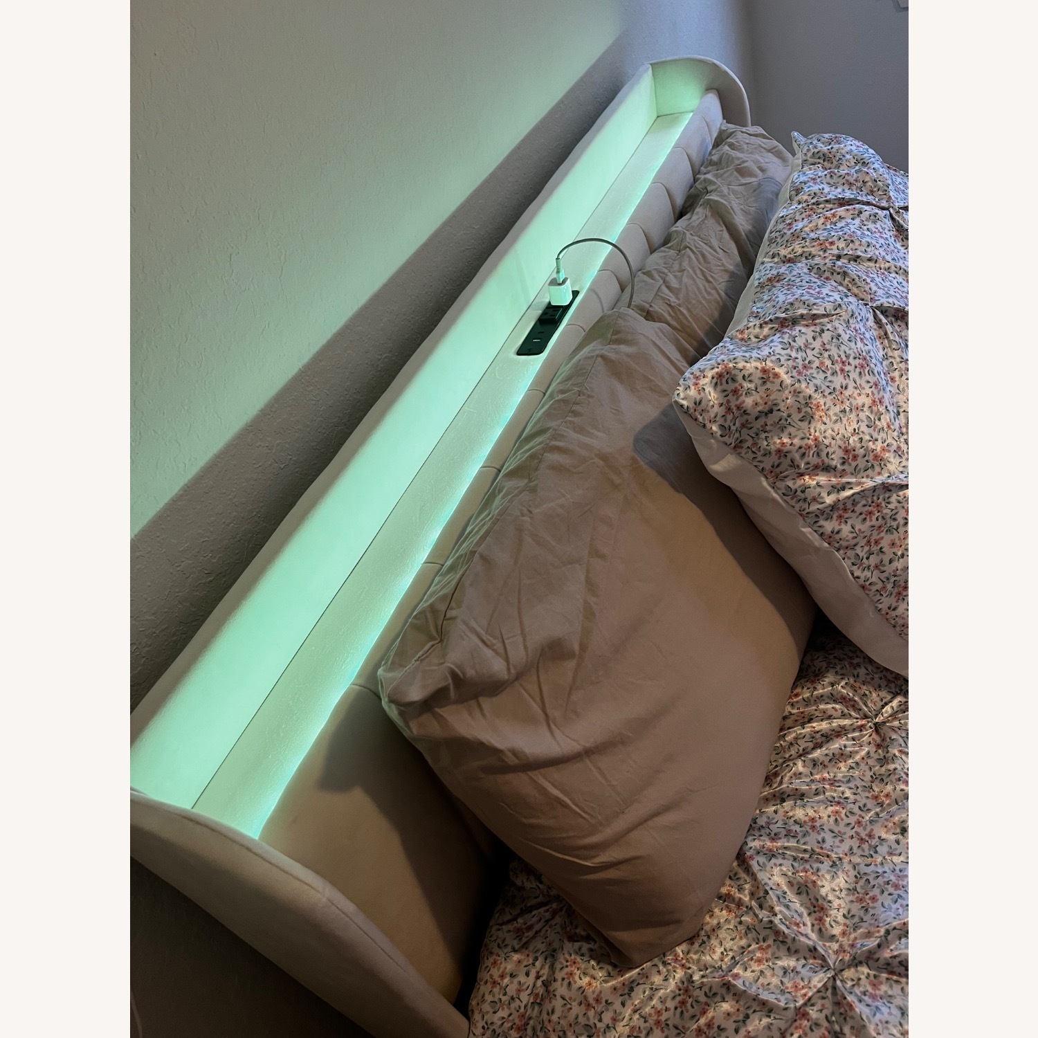 Amazon Tigubfre Bed Frame  - image-6
