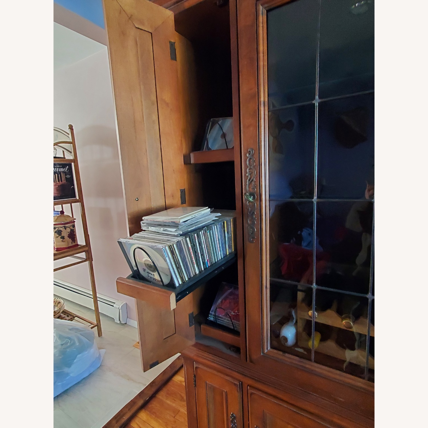 Hooker Furniture Corporation Wall Unit - image-8