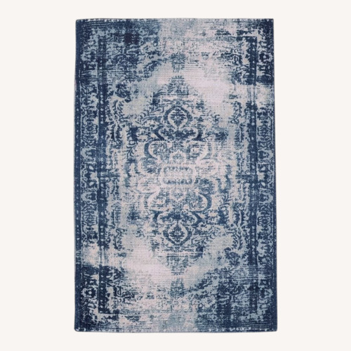 Used West Elm Arabesque 8x10 Wool Area Rug for sale on AptDeco