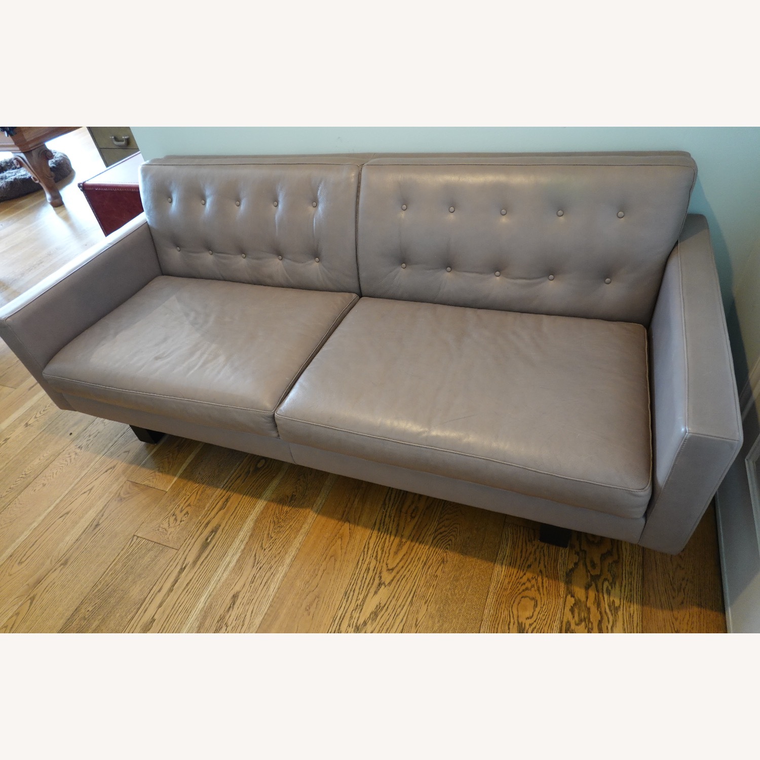 Room & Board Wells Light Gray Leather 2 Seater Sofa - image-5