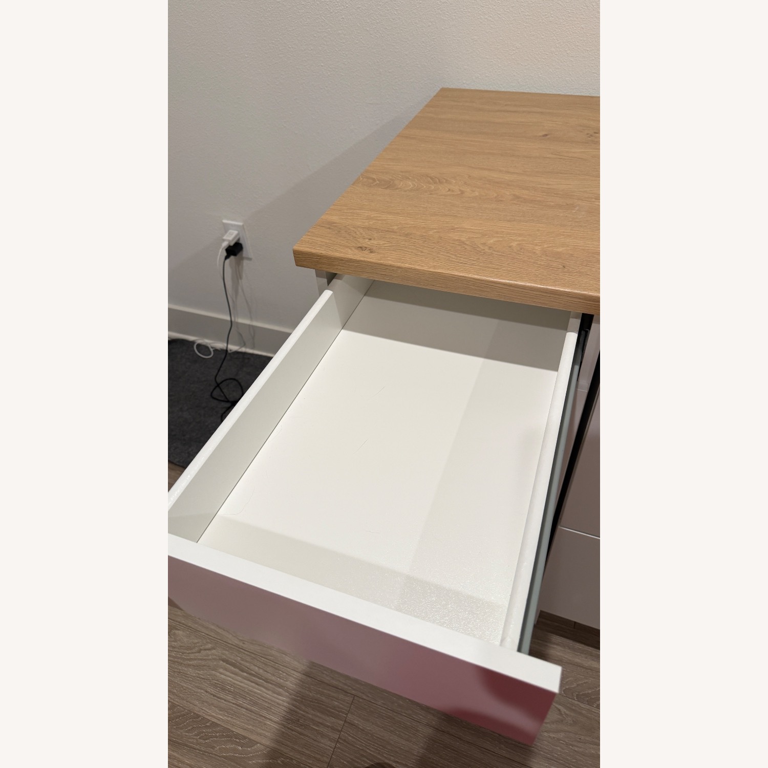 IKEA KNOXHULT Cabinet - image-3