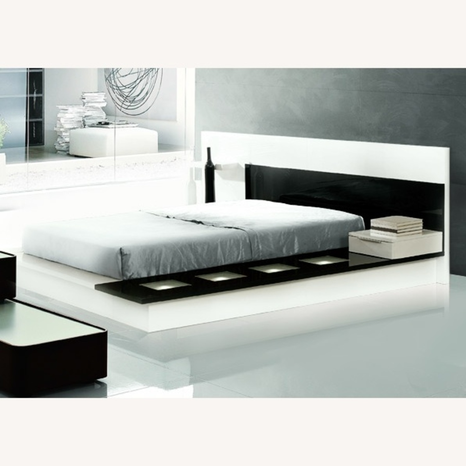 White Lacquer King Bed - image-5
