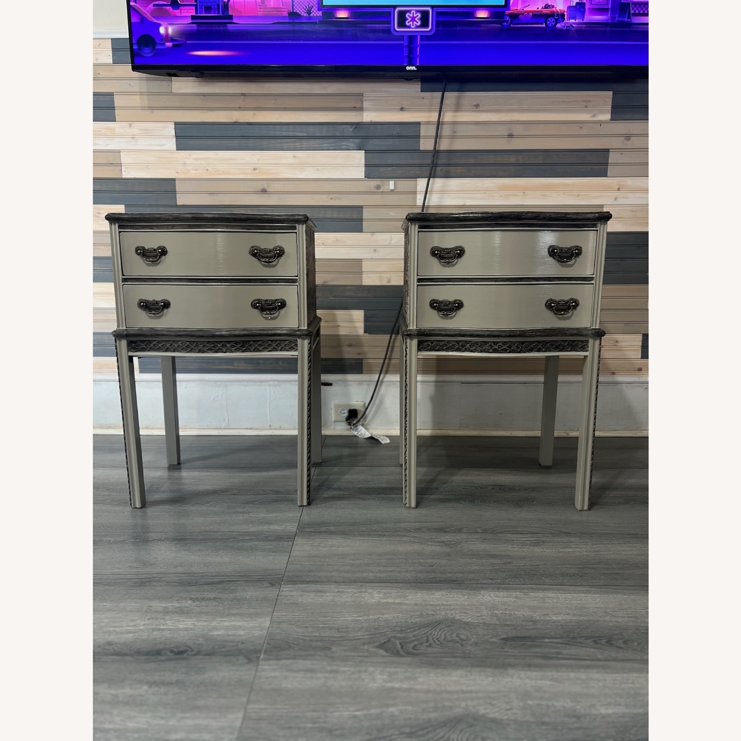 1940 Vintage Set of Nightstands by Wabash - image-6