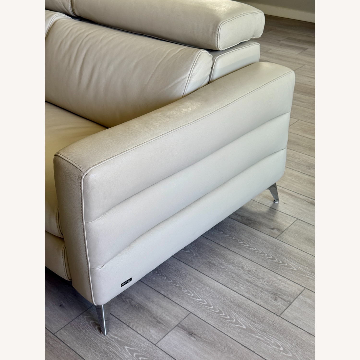 Bracci Ermes Three Reclining Seat Sofa - image-7