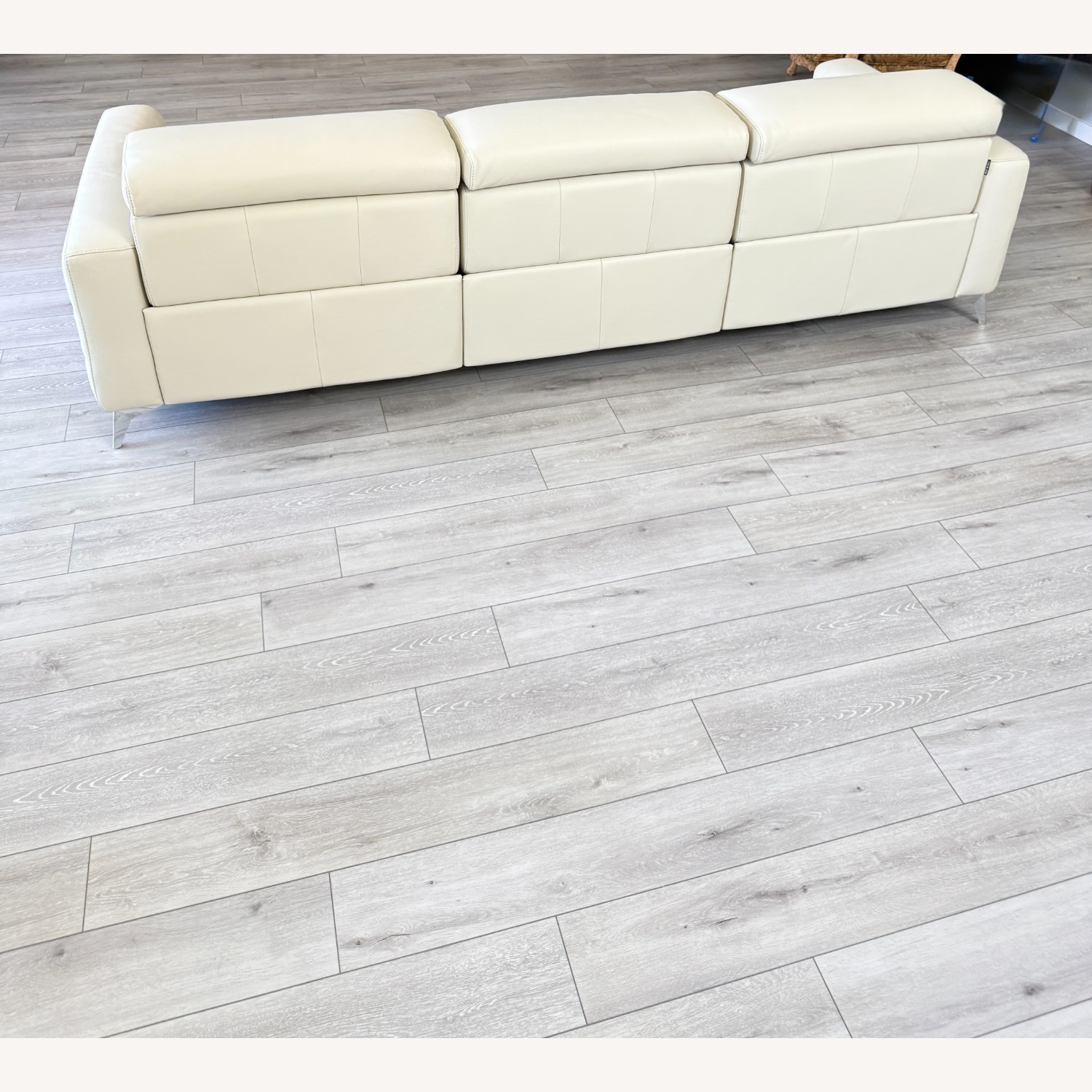 Bracci Ermes Three Reclining Seat Sofa - image-4