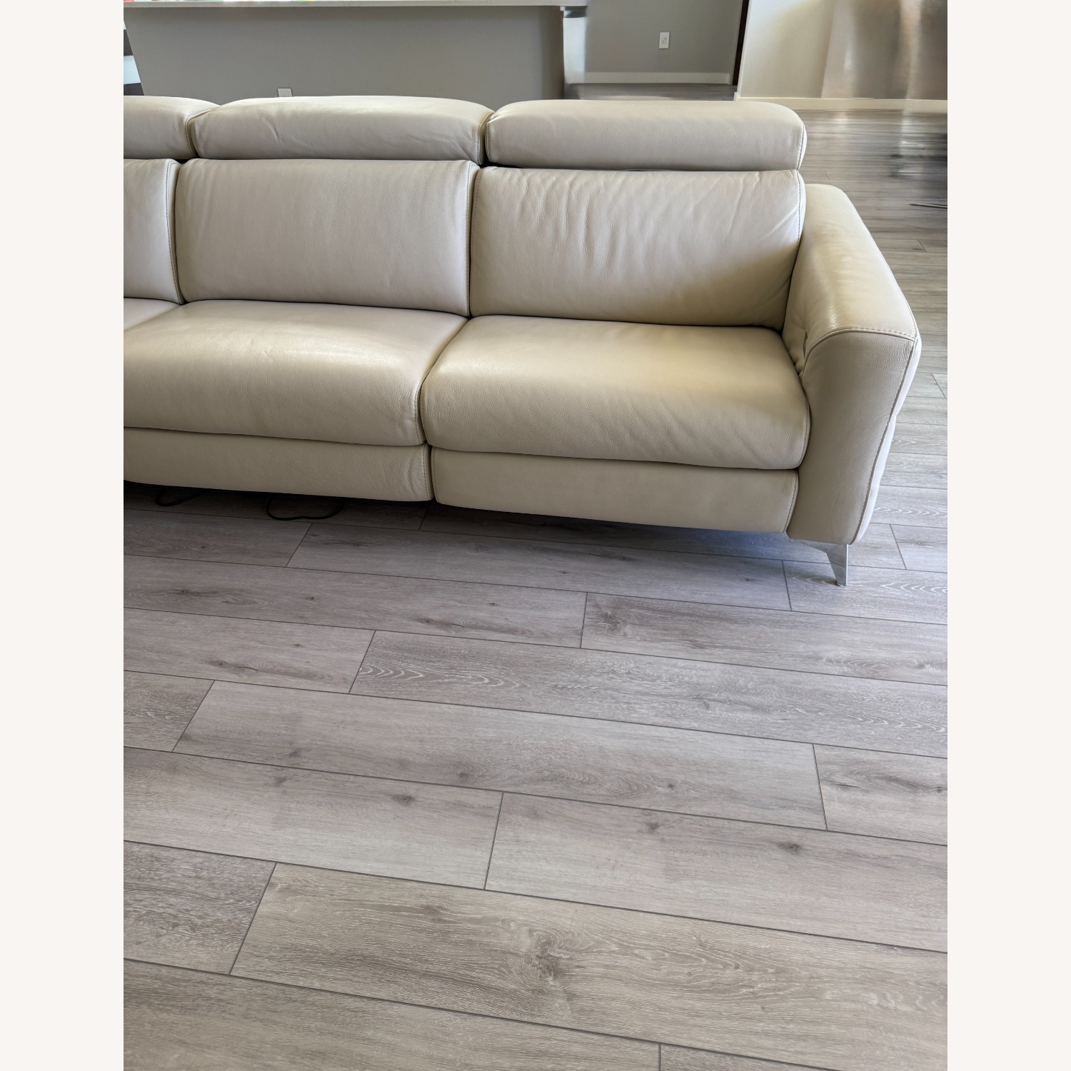 Bracci Ermes Three Reclining Seat Sofa - image-11