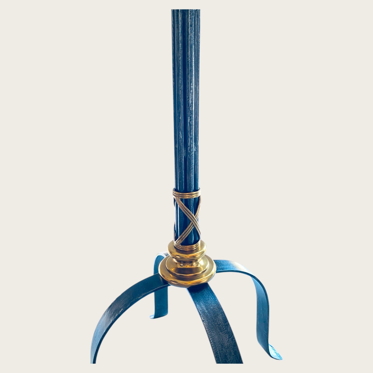 Maitland-Smith Floor Lamp - image-8