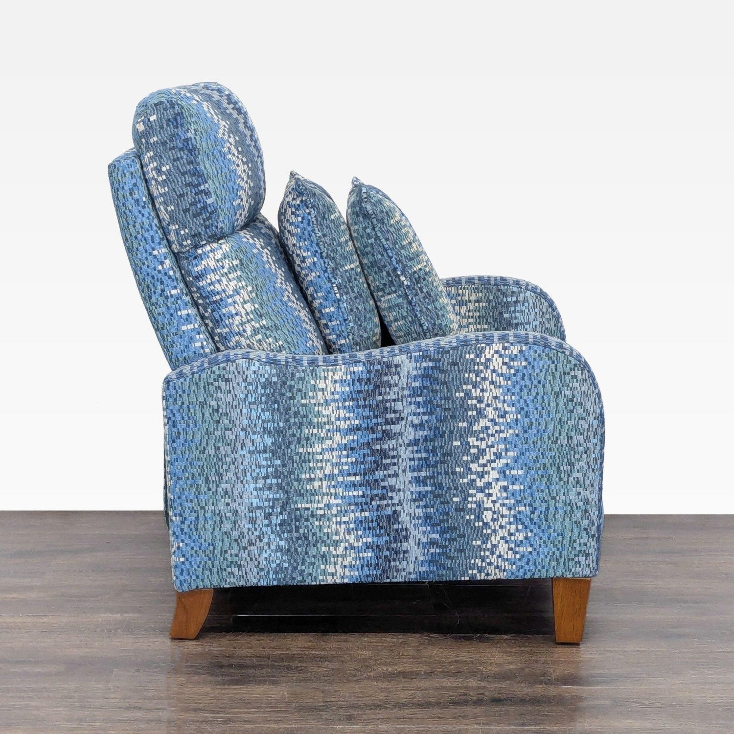 Jiaxing Home Fortune Furniture Co. Blue Patterned - image-4