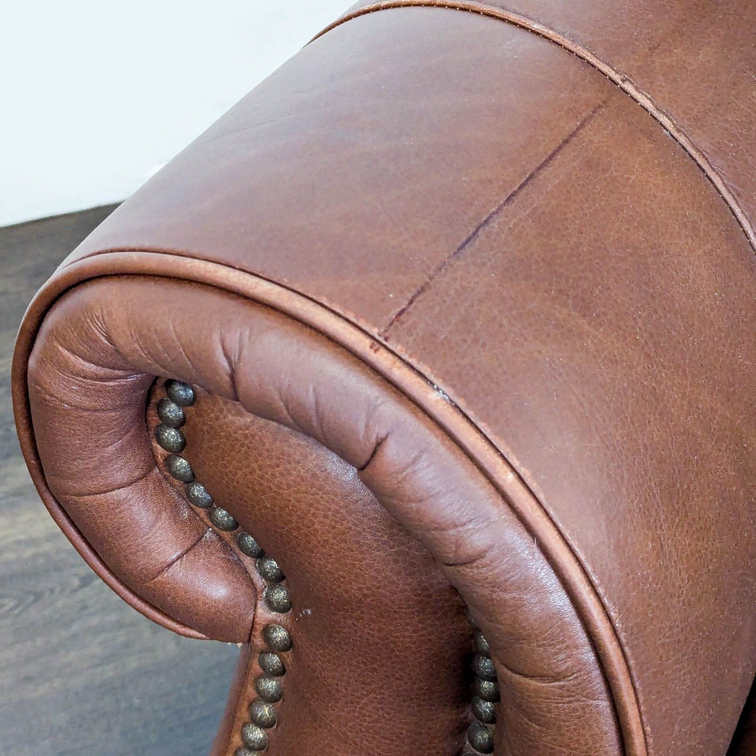 Classic Brown Leather Recliner Lounge Chair  - image-9