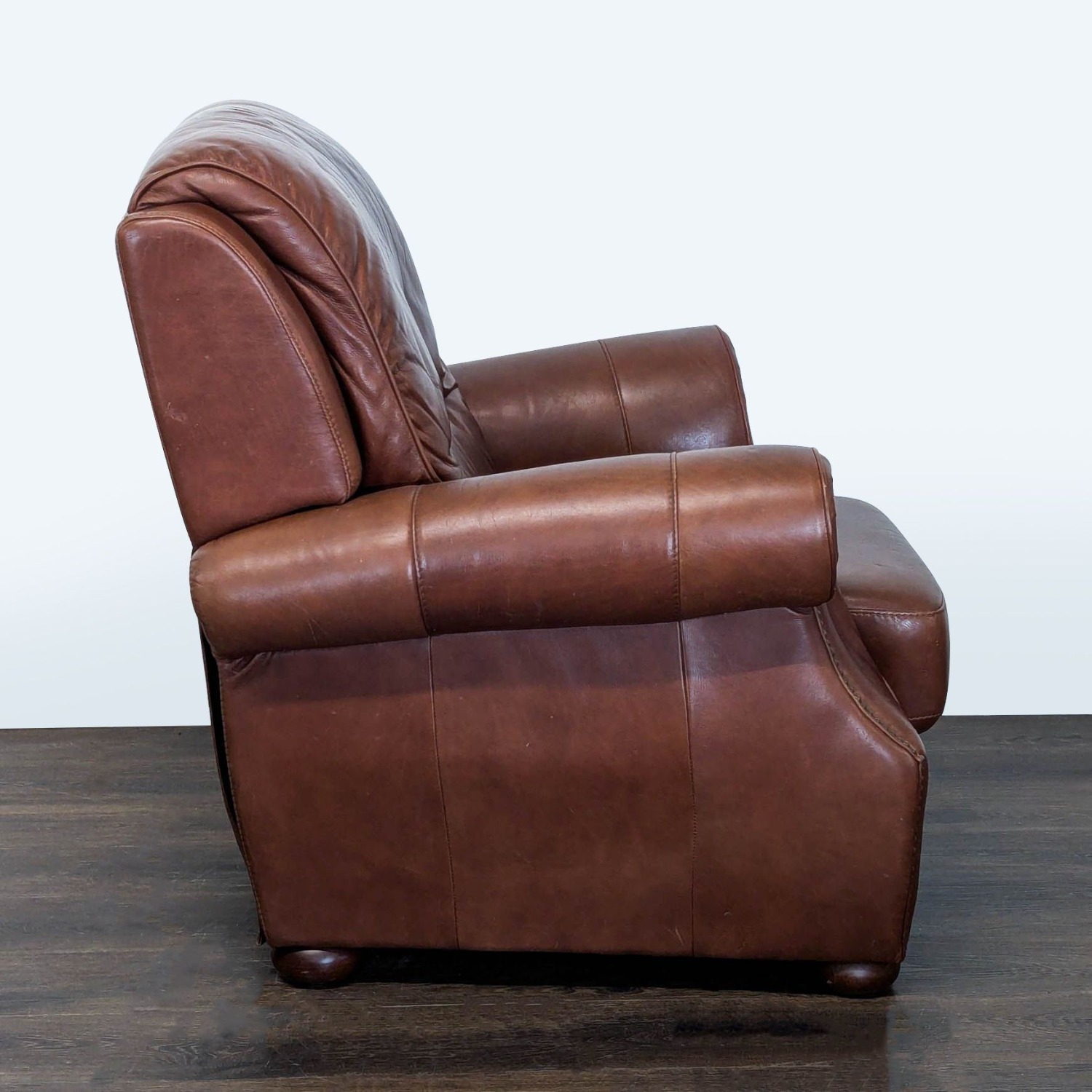Classic Brown Leather Recliner Lounge Chair  - image-5