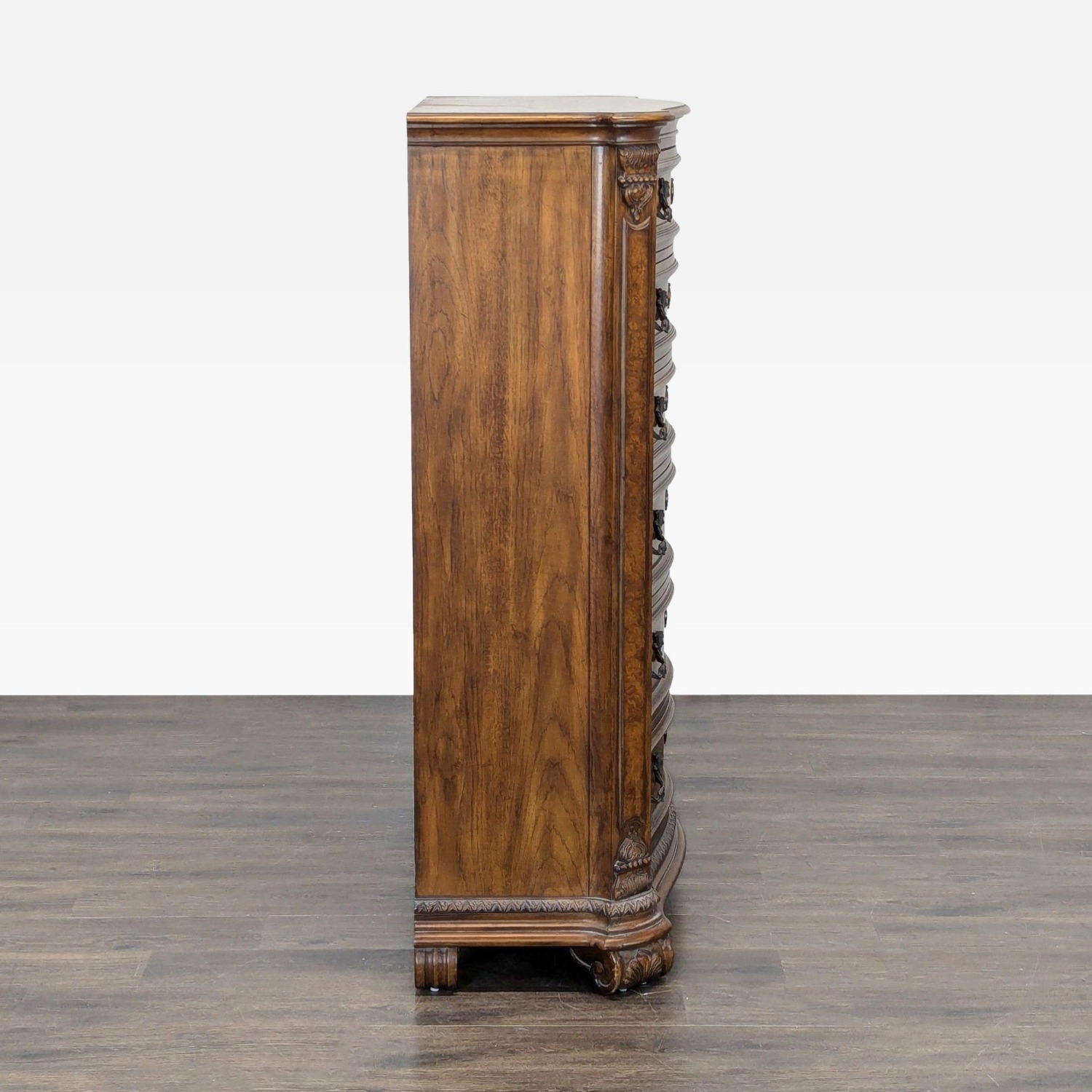 Drexel Heritage Traditional 6-Drawer Wood Dresser  - image-7