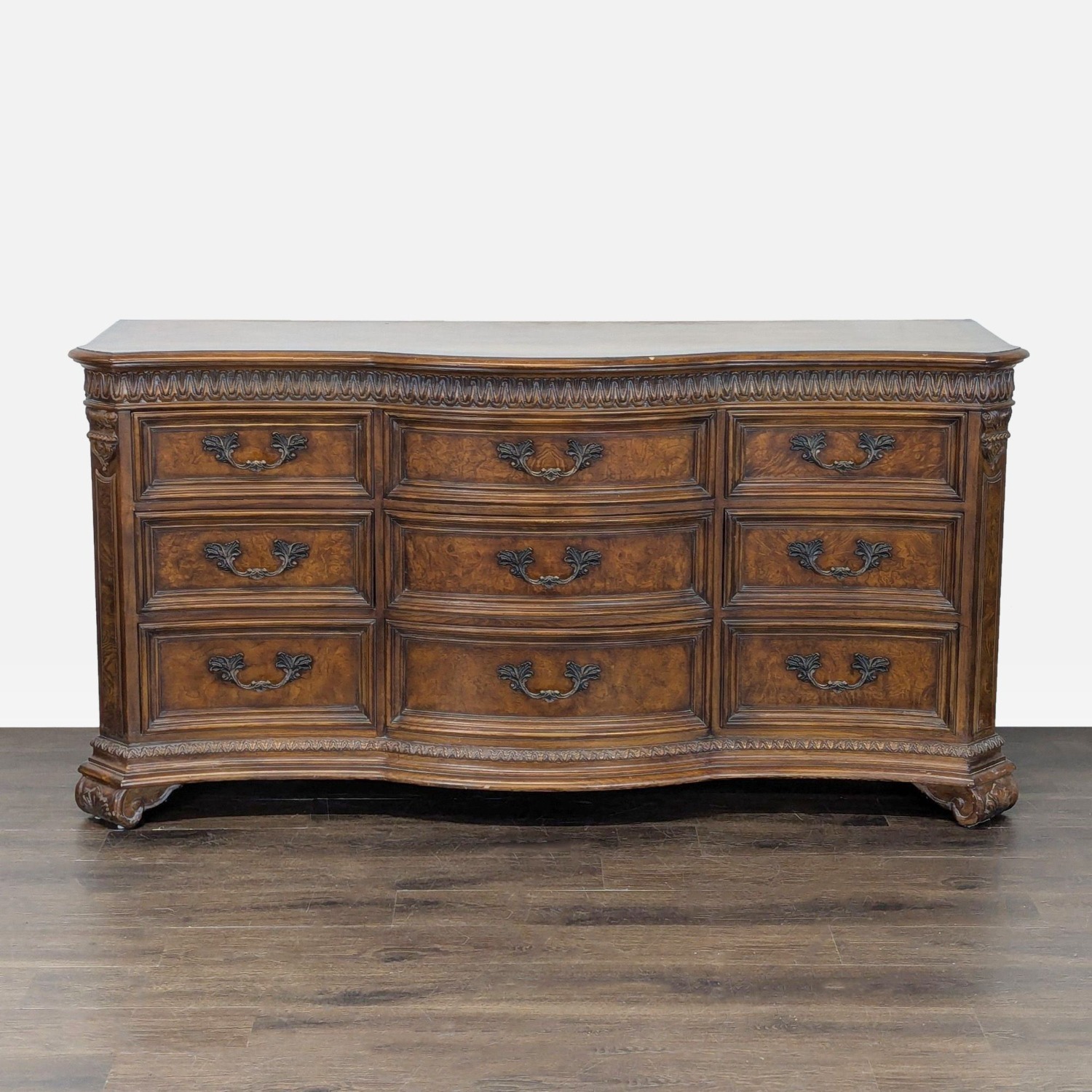 Drexel Heritage 9-Drawer Traditional Vintage  - image-2