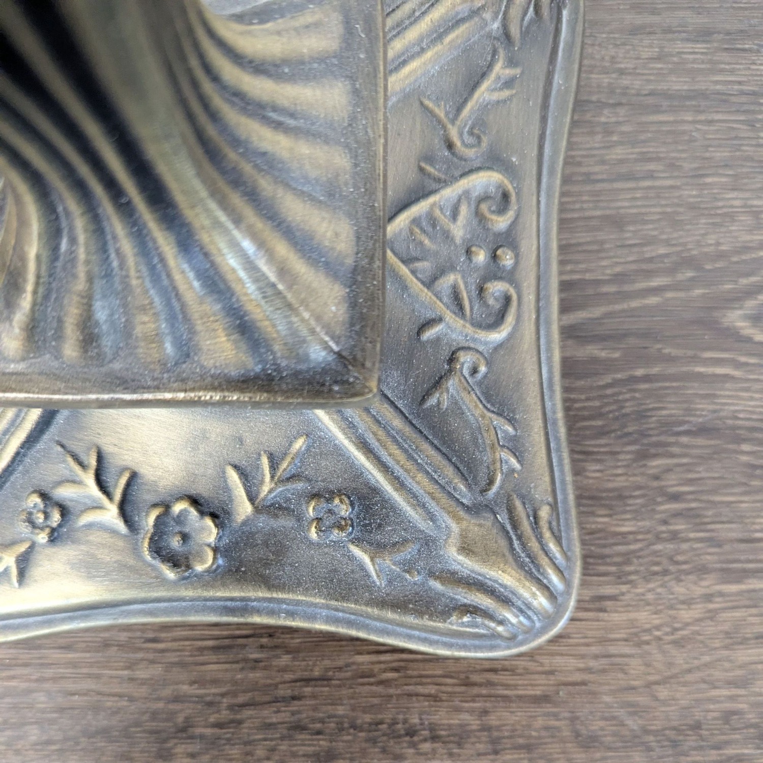 Stained Glass Table Lamp with Ornate Decorative  - image-5